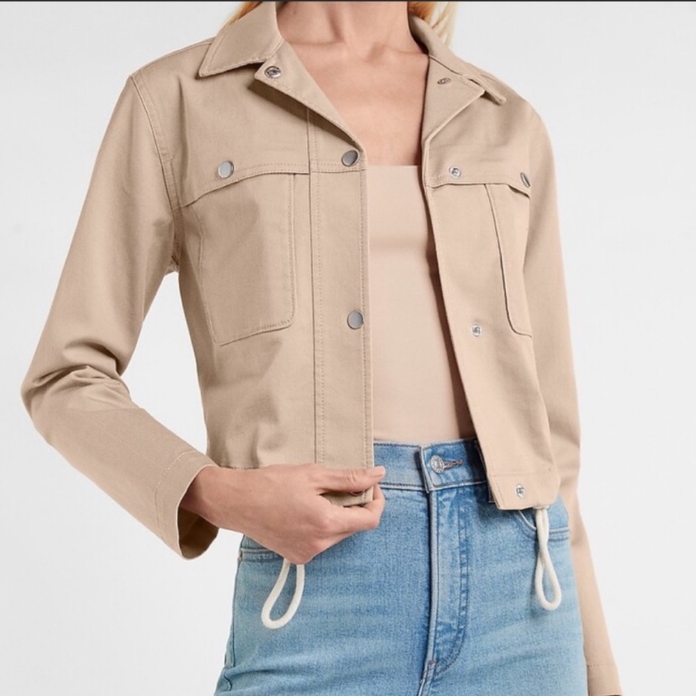 Express CROPPED BUTTON FRONT UTILITY JACKET size xs